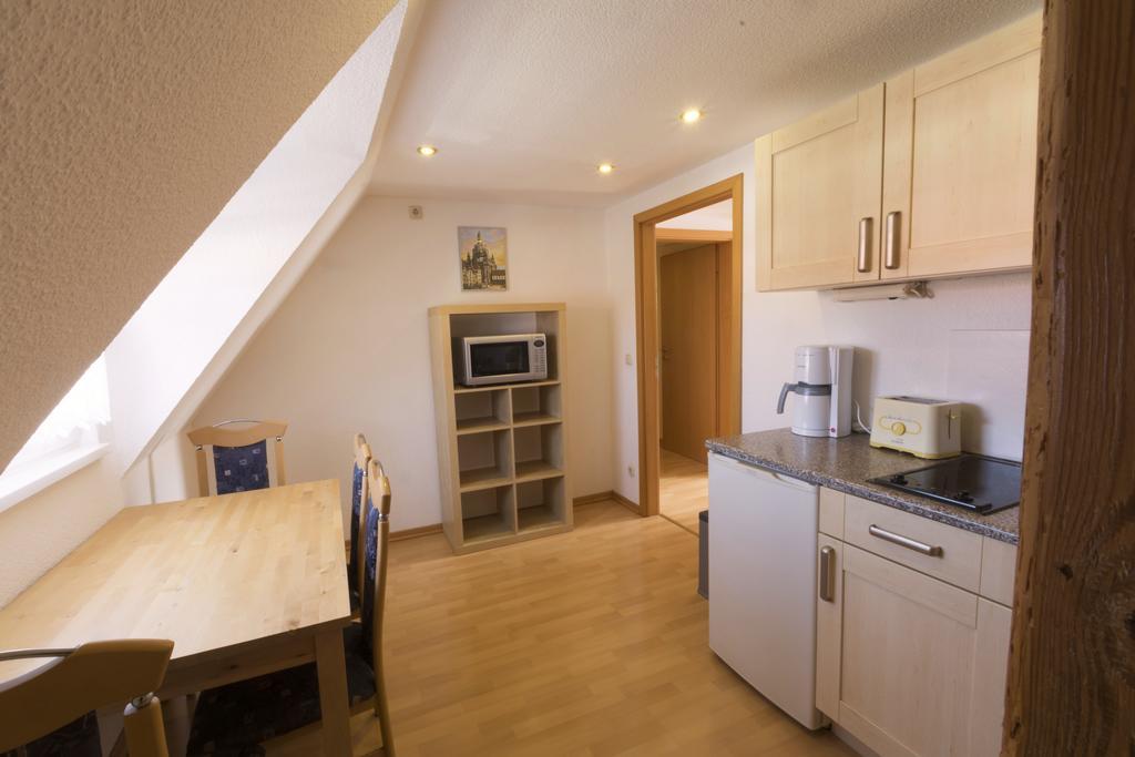 Ferienwohnung Loeffler Dresda Esterno foto