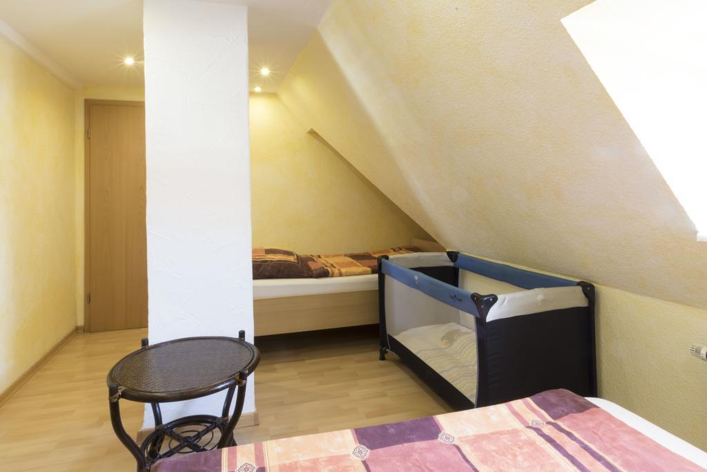 Ferienwohnung Loeffler Dresda Esterno foto